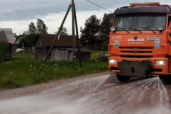 Обеспыливание гравийных дорог